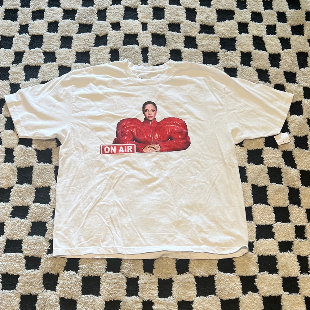 White Beyoncé Graphic T-Shirt